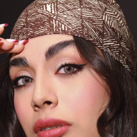 لنز انستازیا کافی