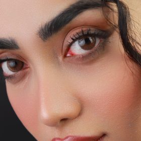لنز انستازیا ادکت کرما